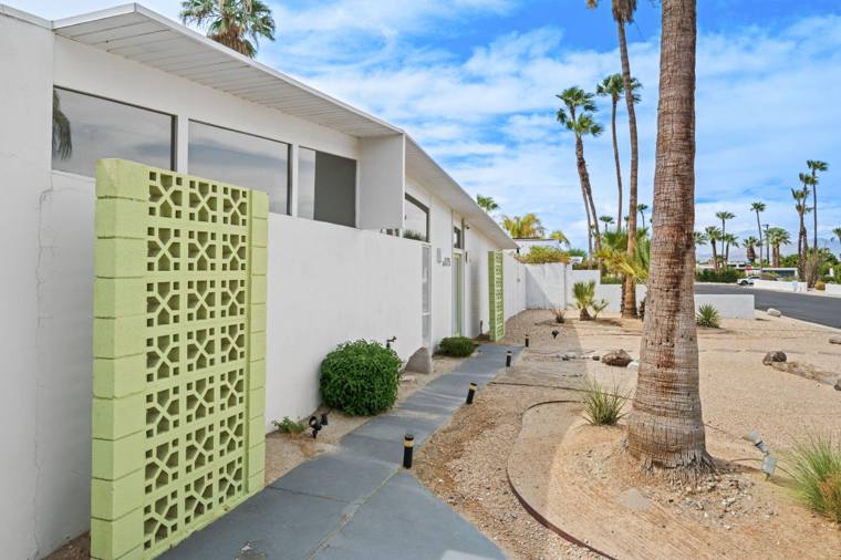 2875 E Wyman Dr, Palm Springs, CA 92262, photograph 4